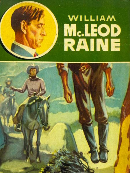 Un hombre llega del este